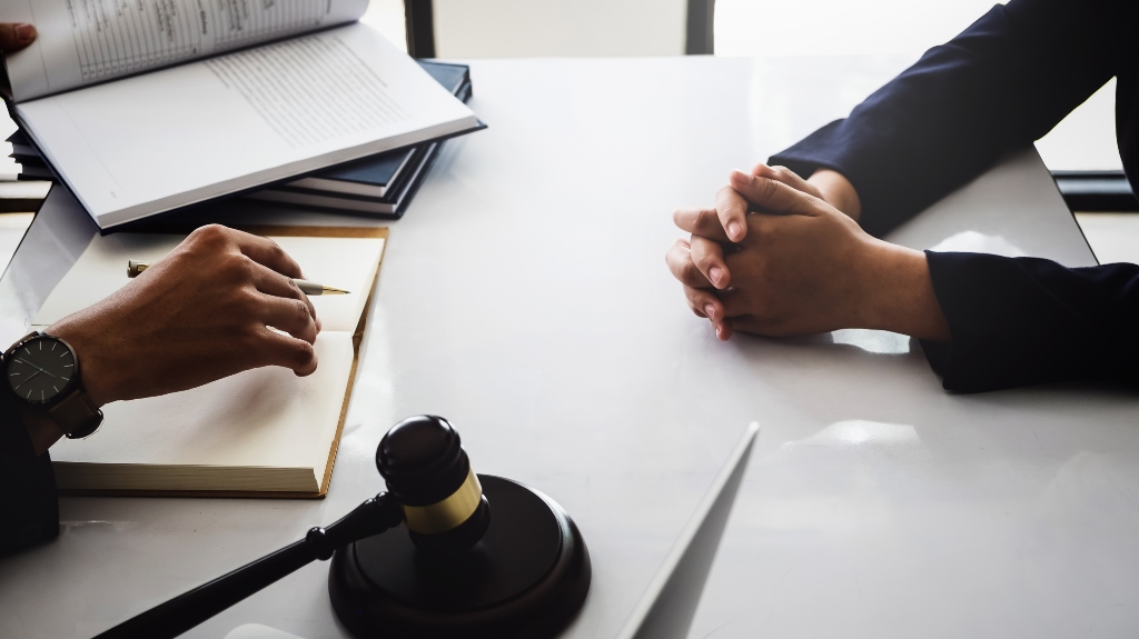 lawyer consults businessman on bankruptcy